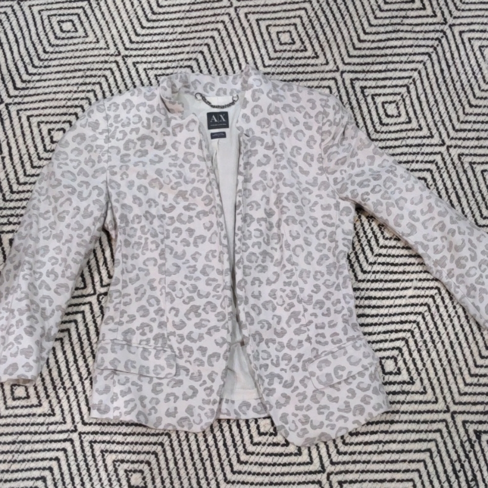 Leopard blazer